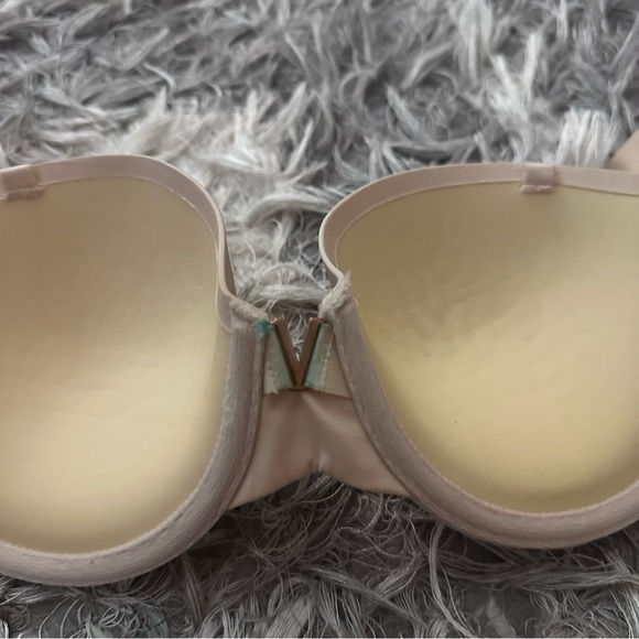 Victoria secret bra - Picture 3 of 4